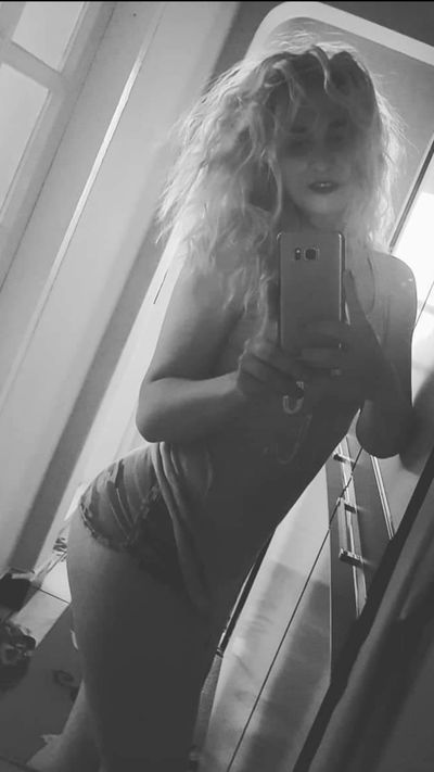 Rebeca Simple